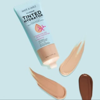Kem dưỡng ẩm có màu Wet n Wild Bare Focus Tinted Hydrator mang lại làn da tươi tắn tự nhiên.