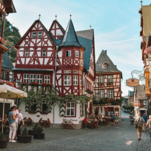 Thị trấn Bacharach ở thung lũng Mosel, Đức