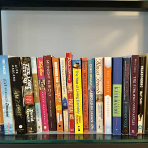 Một loạt travel books trên Nomadic Matt