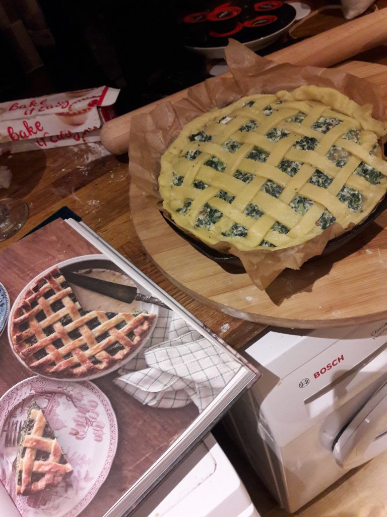 Bìa sách Tasting Rome: Fresh Flavors and Forgotten Recipes from an Ancient City