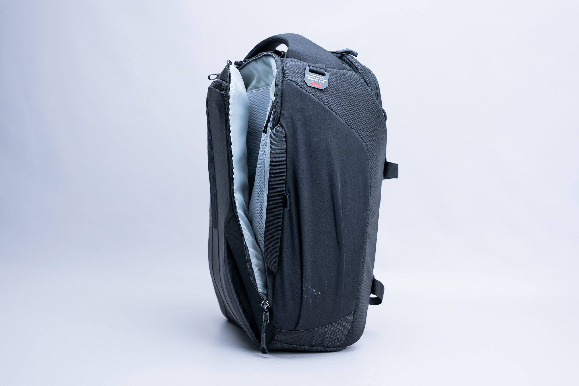 Osprey Sojourn Porter 30L Laptop Compartment
