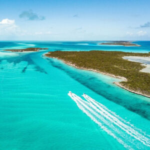 Bãi biển Exumas, Bahamas với làn nước trong xanh