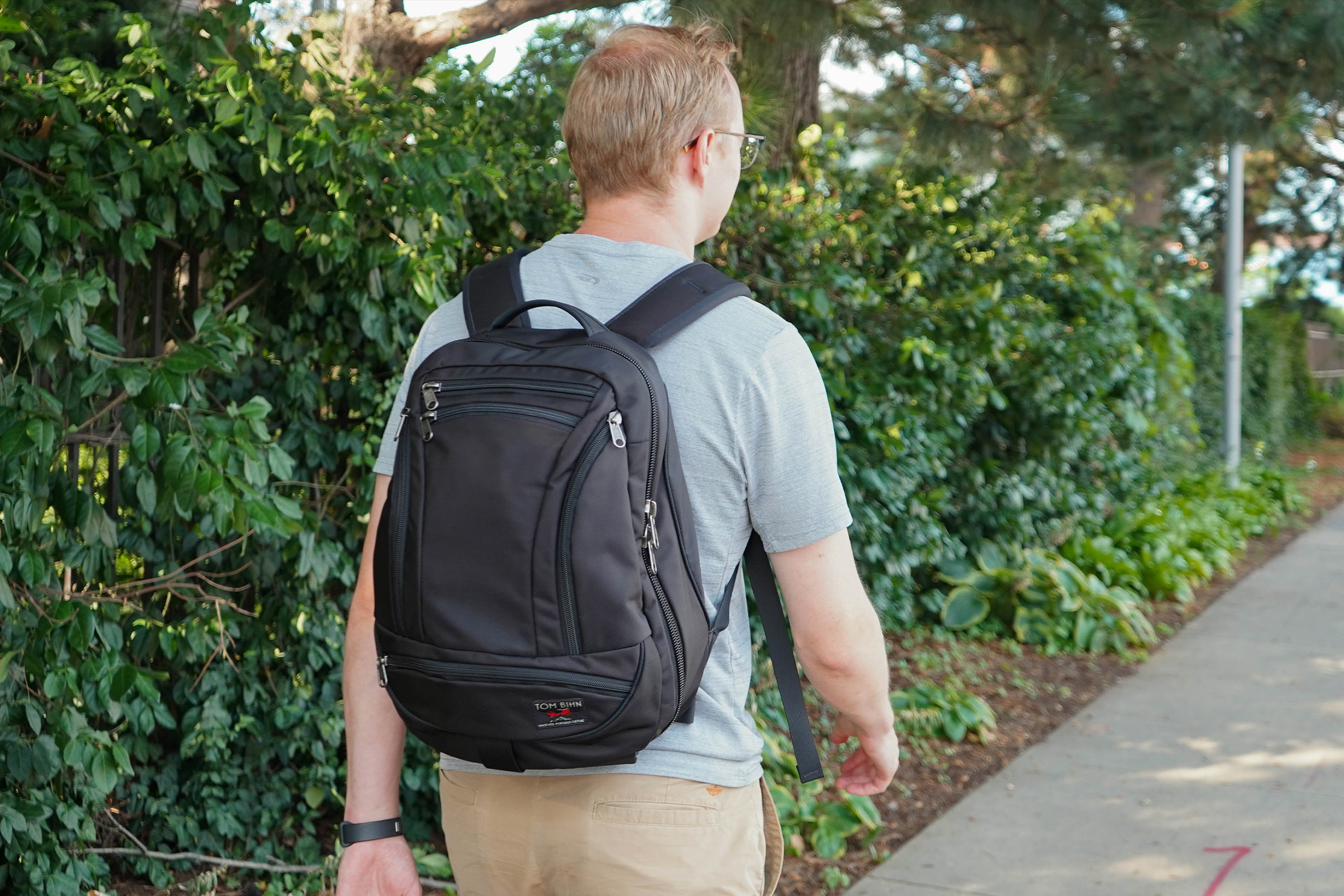 TOM BIHN Synik 22 ở Detroit