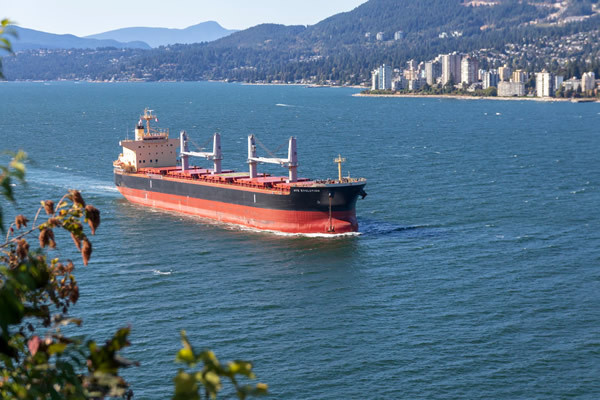 Du lịch bằng tàu chở hàng qua Vancouver