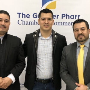 Freddy Flores, Luis Bazán và Pedro Camacho trong buổi khai trương Eagle Cold Storage, cơ sở lưu trữ lạnh mới của Traveler Produce LLC