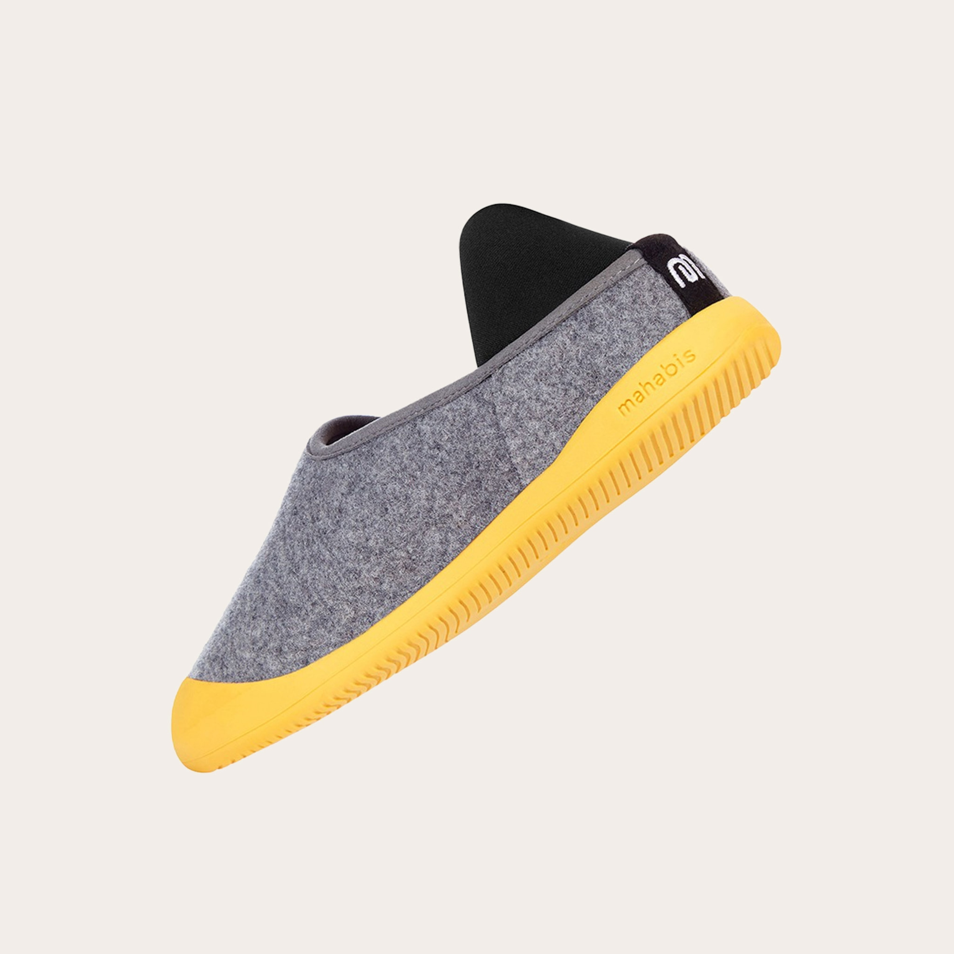 Mahabis Unisex Curve Slippers: Sự lựa chọn hàng đầu cho dép đi trong nhà du lịch
