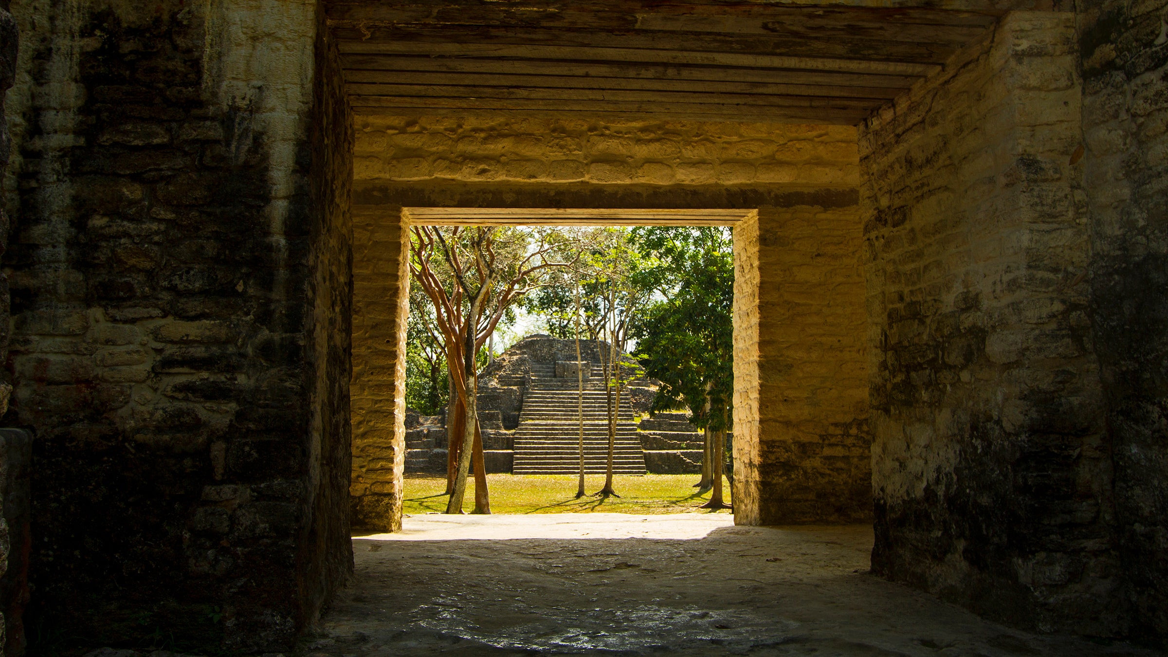 Tàn tích Maya Cahal Pech ở San Ignacio, Belize