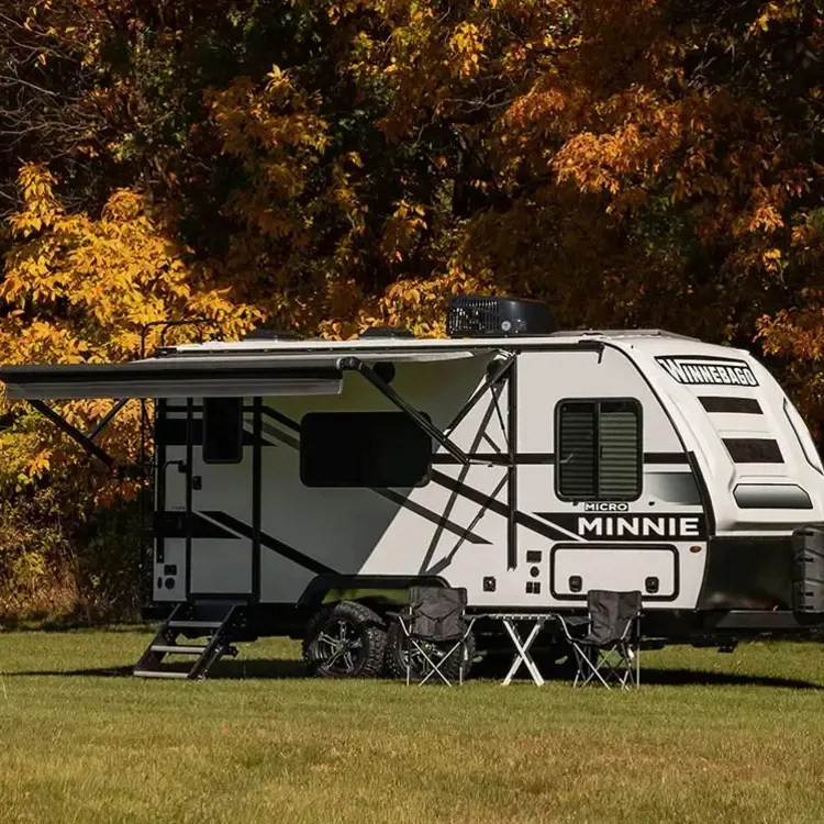 Winnebago Micro Minnie: Tiện nghi đầy đủ trong một không gian nhỏ gọn.