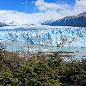 Sông băng Perito Moreno hùng vĩ ở Patagonia.