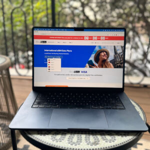 Sử dụng Saily để truy cập internet an toàn và nhanh chóng khi đi du lịch