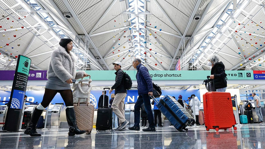 Valuable perks of top credit cards for travel