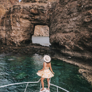 Bãi biển Loreto, Baja California, Mexico với làn nước xanh trong vắt và bờ cát trắng mịn