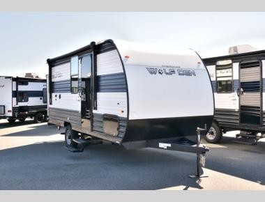 Hình ảnh ngoại thất của Forest River RV Cherokee Wolf Den 16EV