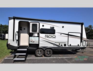 Forest River Rockwood Roo - Sự lựa chọn tuyệt vời cho những chuyến đi đáng nhớ