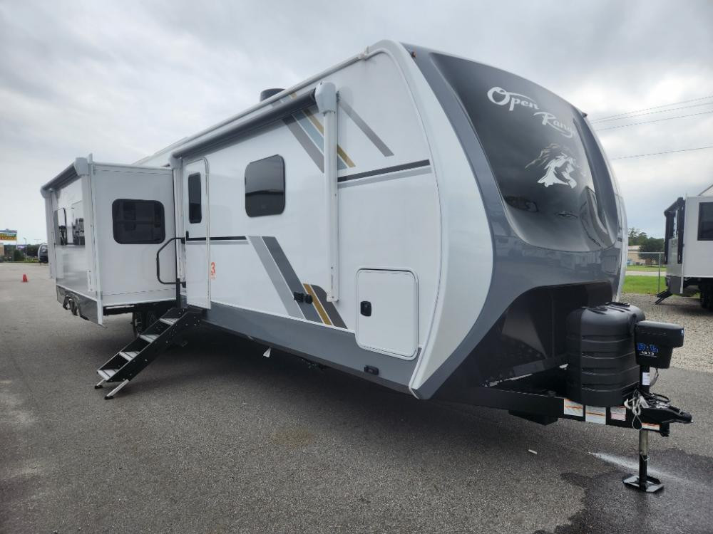 Travel Trailer rộng rãi với không gian giặt sấy tiện nghi