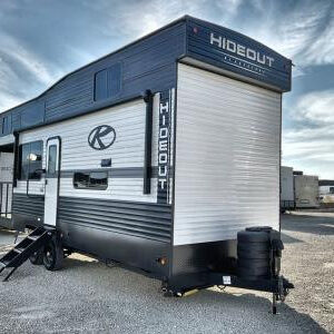 Keystone RV Hideout, nhà di động hai tầng với thiết kế hiện đại và tiện nghi.