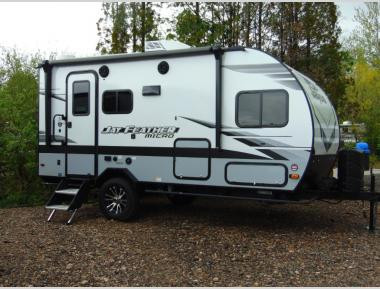 Nâng cấp travel trailer