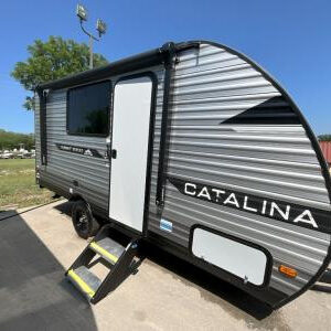 Công viên Galveston Island State Park với bãi biển và travel trailer