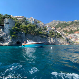 Positano nhìn từ biển